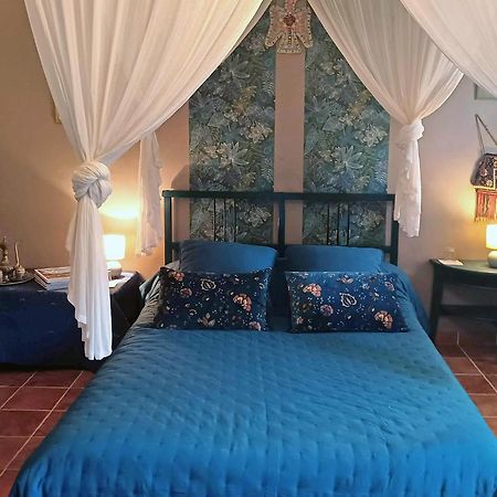 Une Chambre En Provence Correns Экстерьер фото